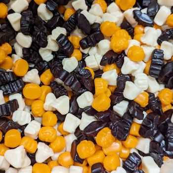 Albanese Spooktacular Gummi Mix for Halloween.