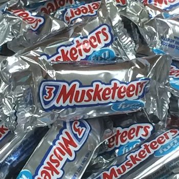 Fun Size 3 Musketeers