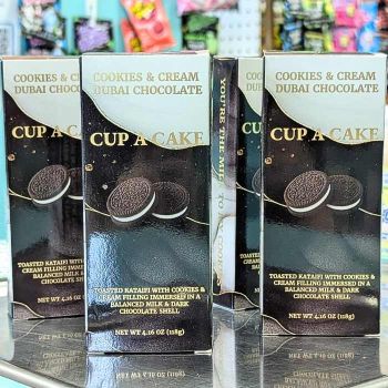 Dubai Chocolate Bar Cookies & Cream